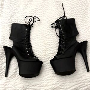 Pleaser adore 1016 size 11